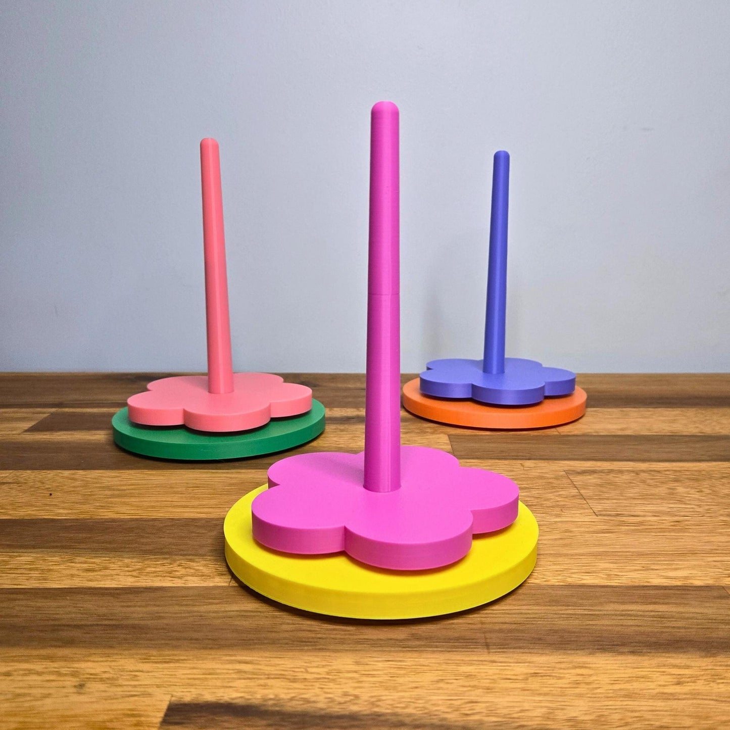Rotating Yarn Holder