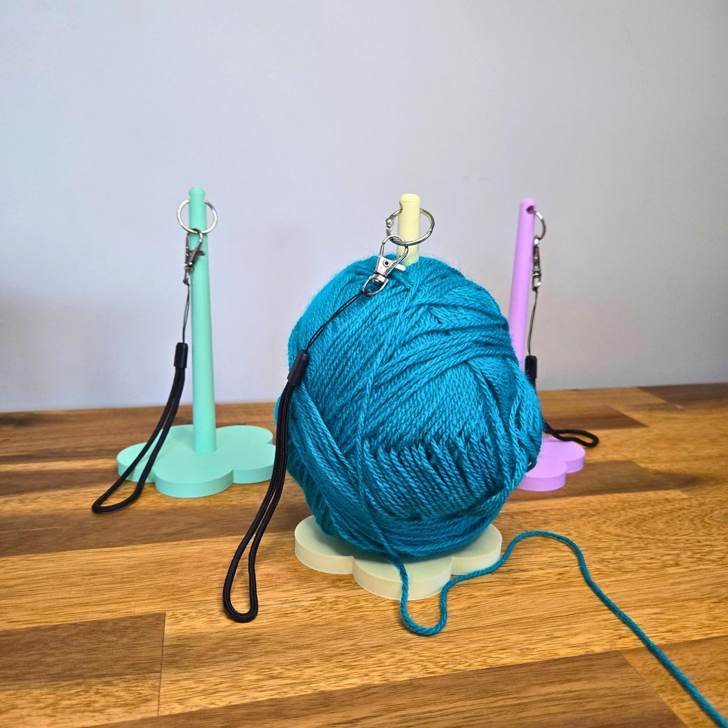 Portable Wrist Yarn Holder