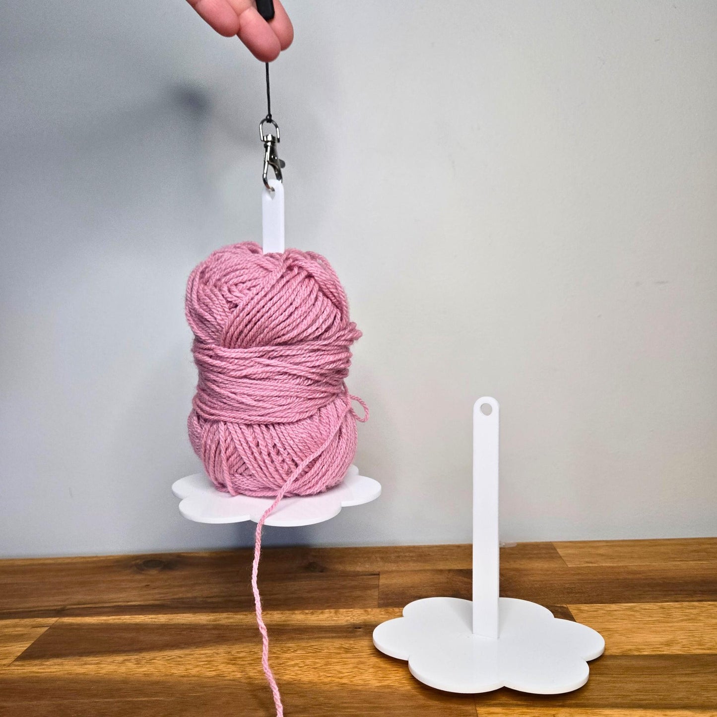 Portable Wrist Yarn Holder