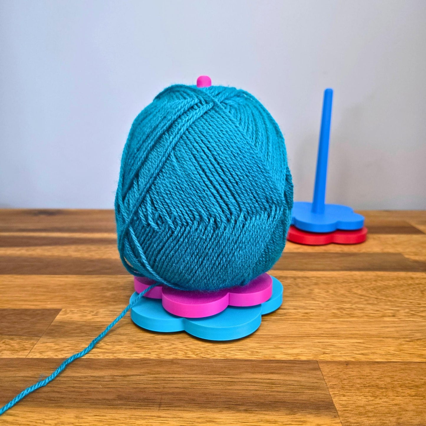 Rotating Yarn Holder