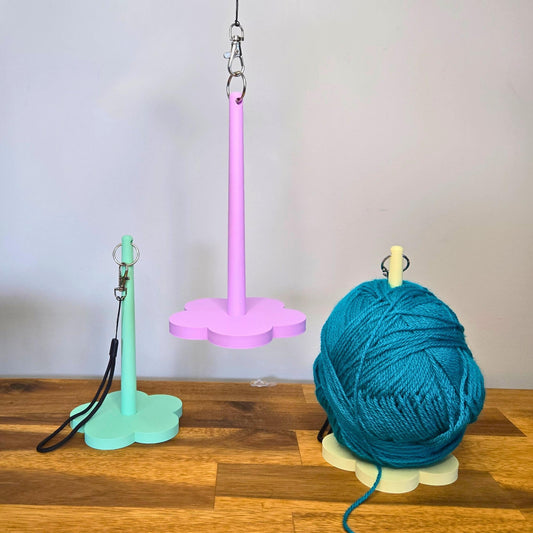Portable Wrist Yarn Holder