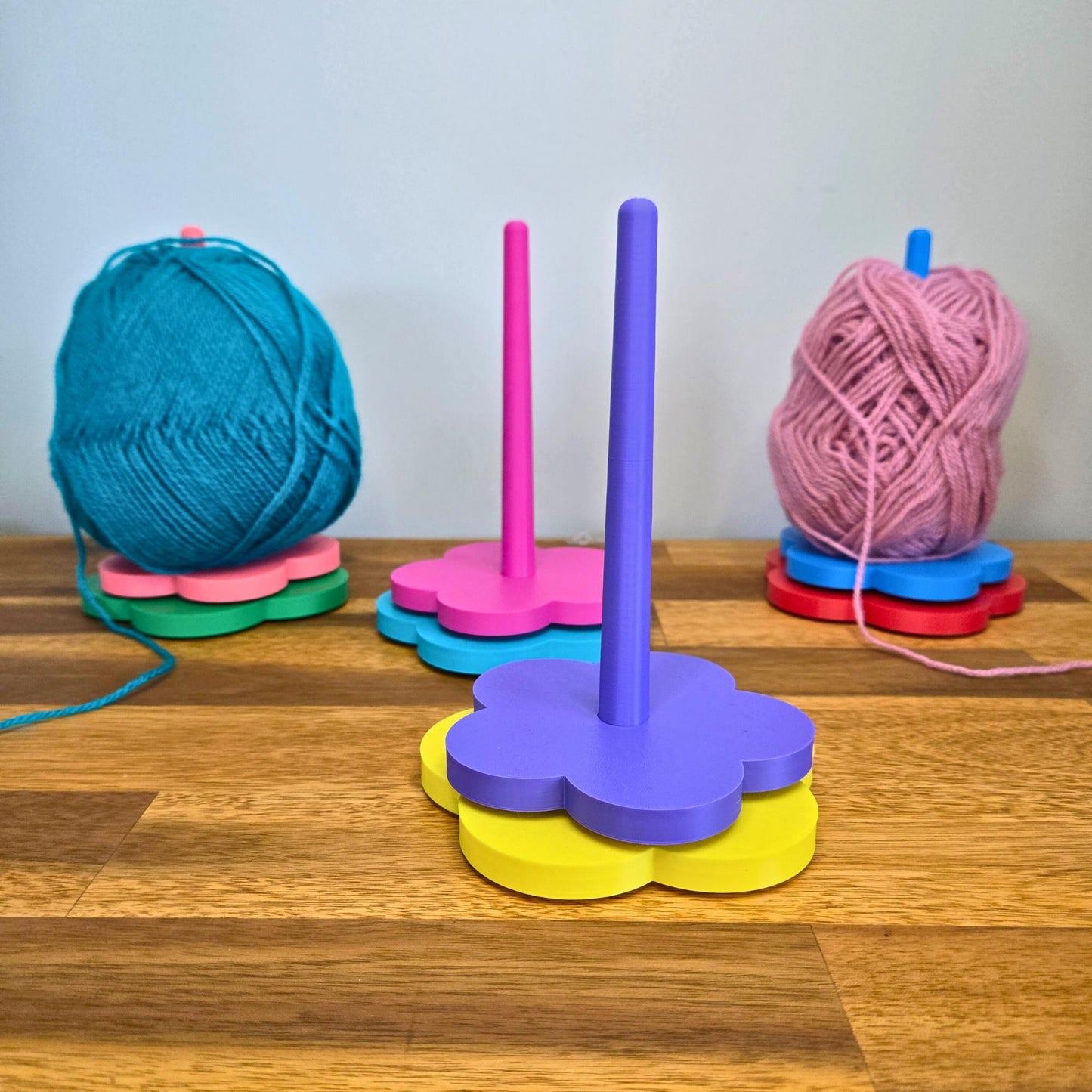 Rotating Yarn Holder