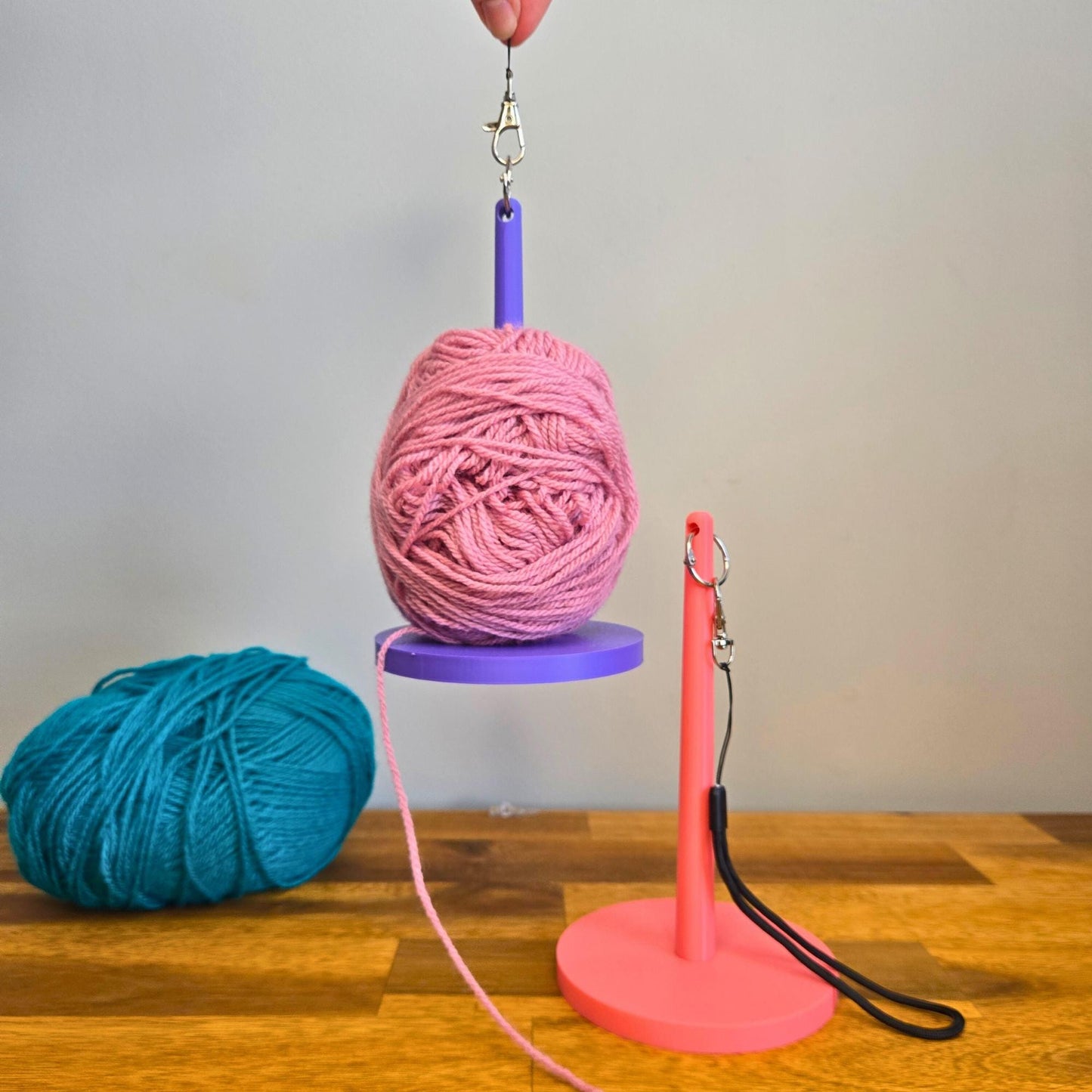 Portable Wrist Yarn Holder