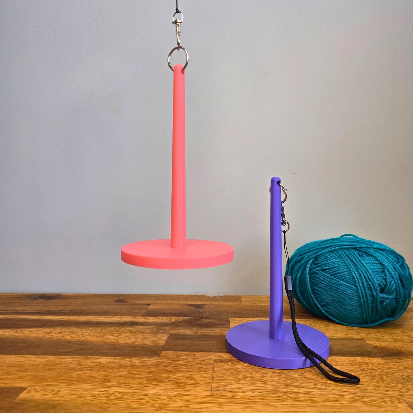 Portable Wrist Yarn Holder