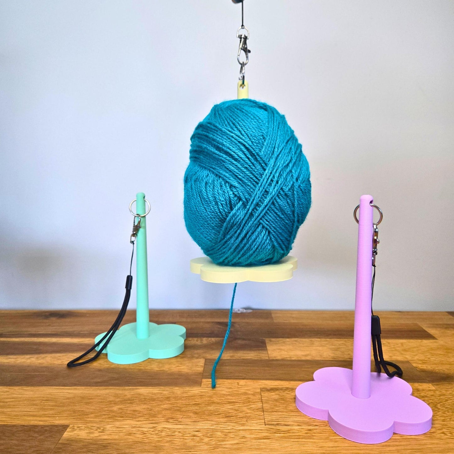 Portable Wrist Yarn Holder