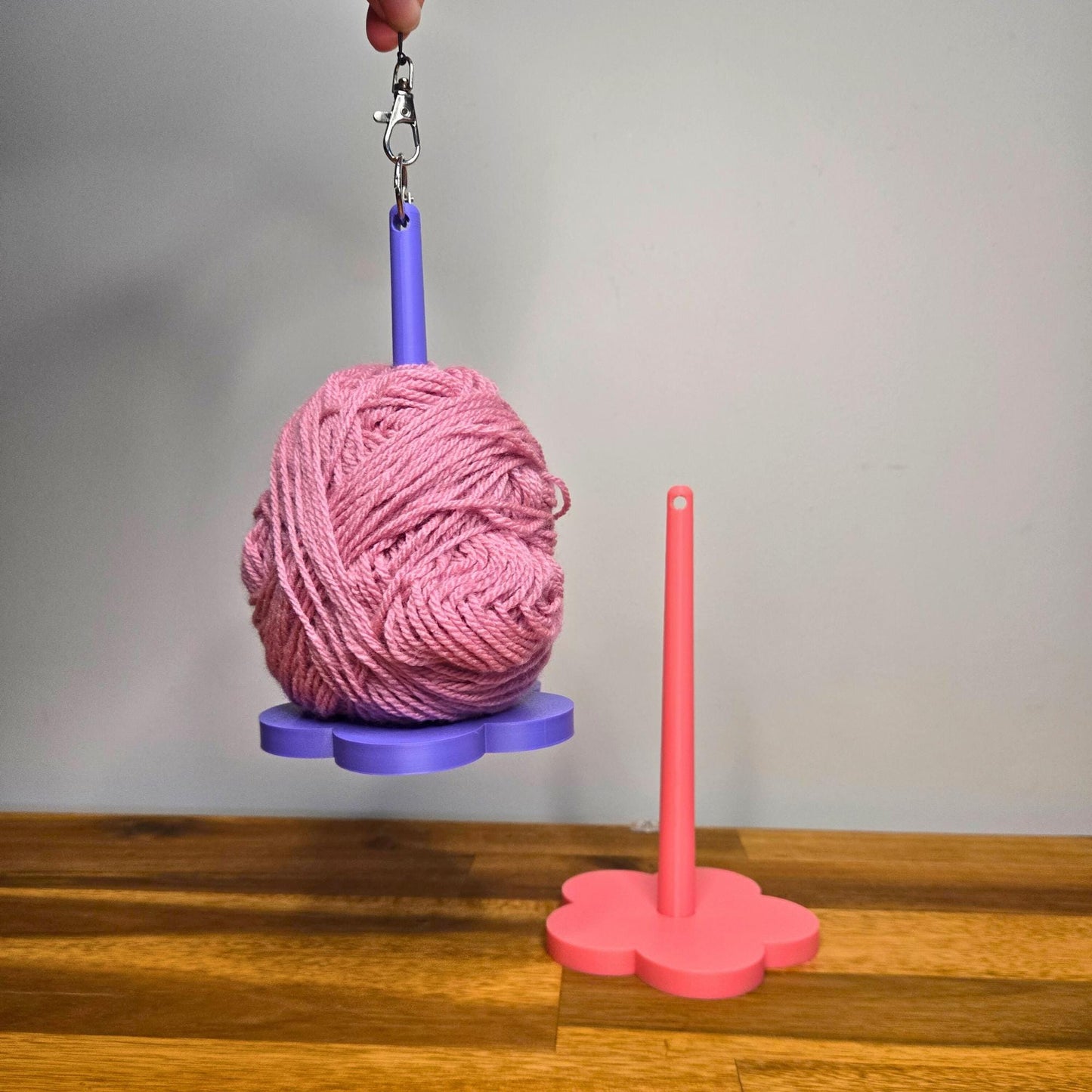Portable Wrist Yarn Holder