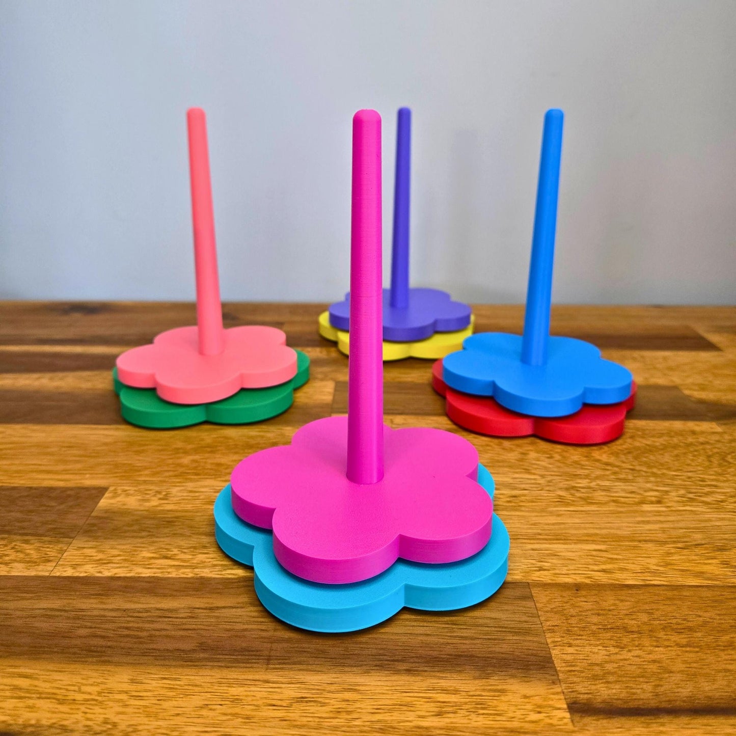 Rotating Yarn Holder
