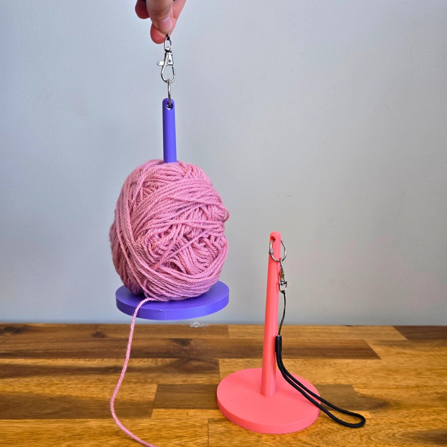 Portable Wrist Yarn Holder